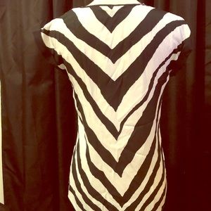 Express black and white top size S